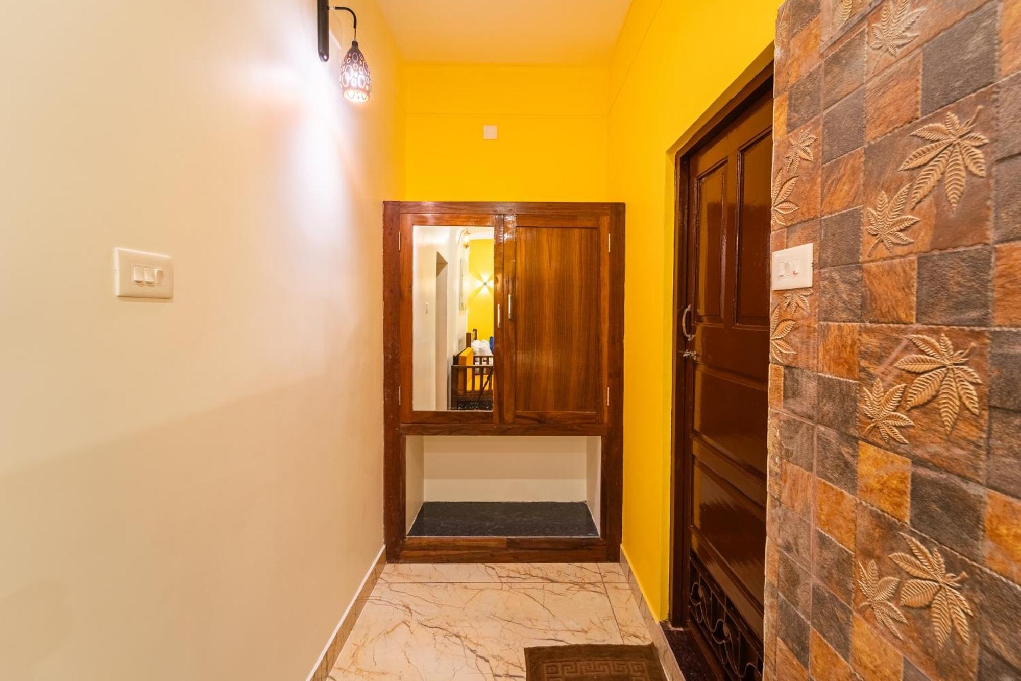 Teak Leaf Gateway Villa With Swimming Pool Indoor Games Kālapettai Exteriér fotografie