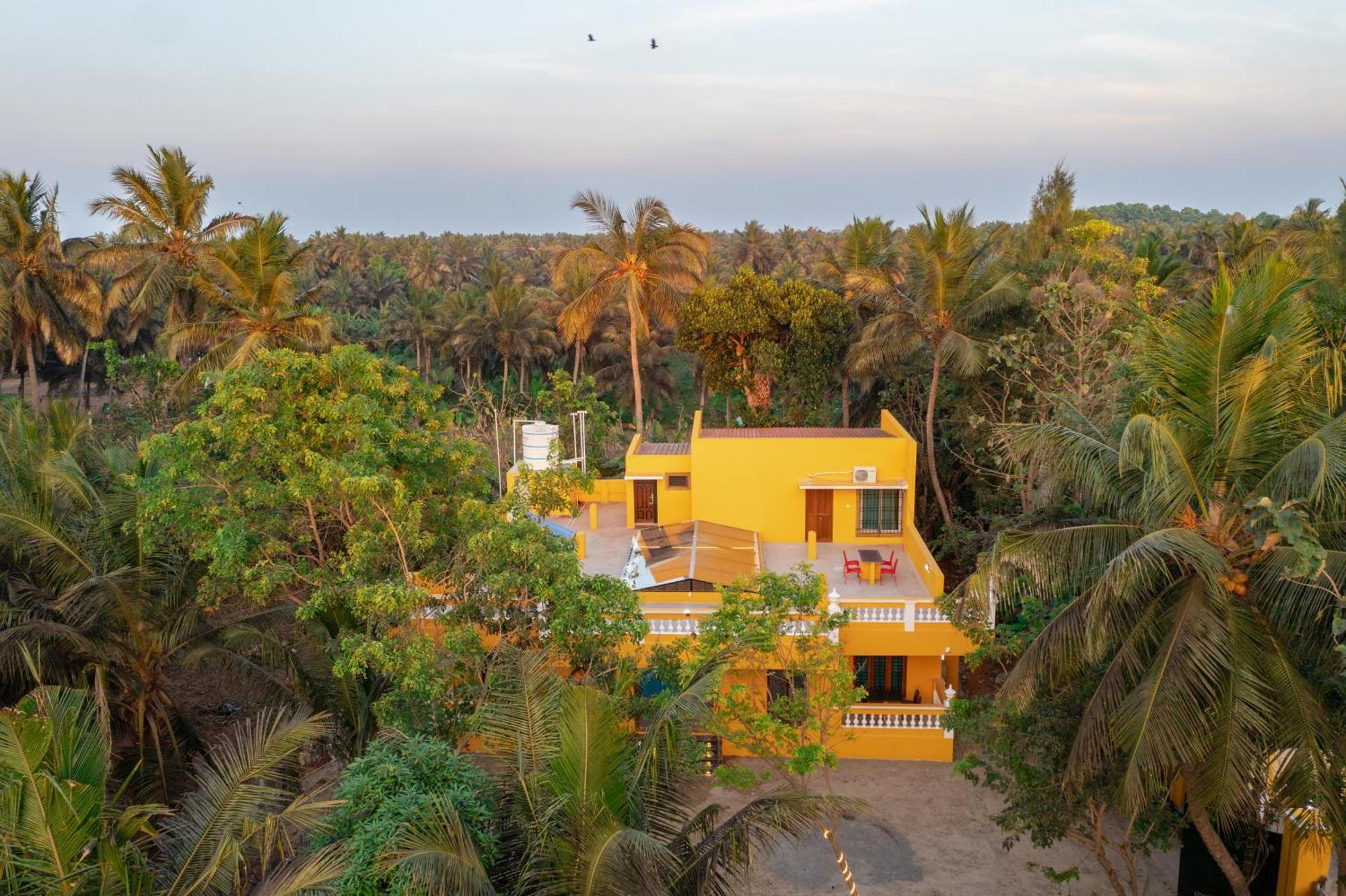Teak Leaf Gateway Villa With Swimming Pool Indoor Games Kālapettai Exteriér fotografie