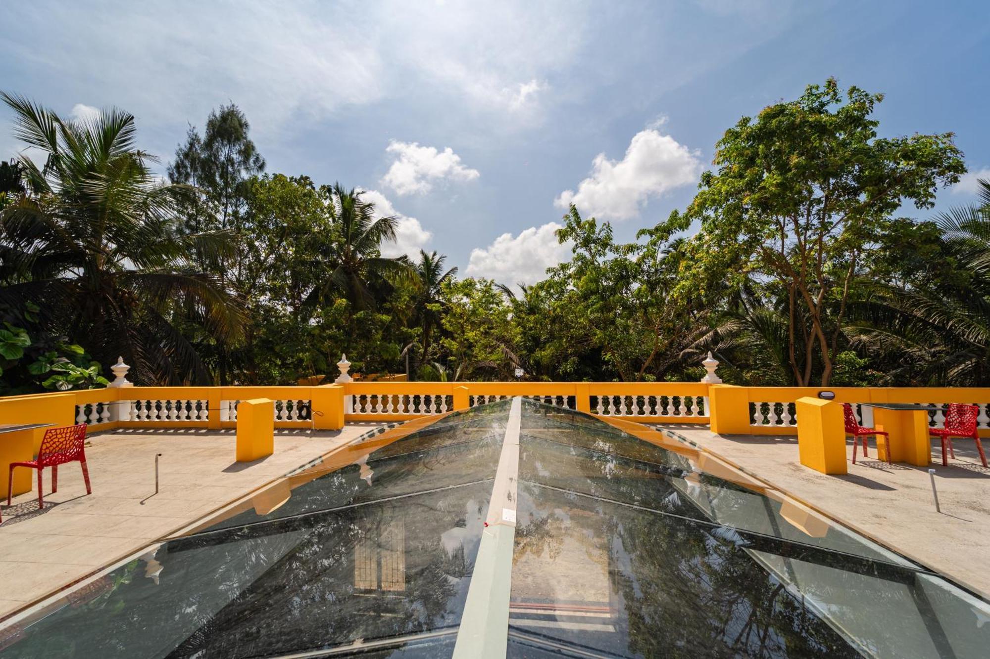 Teak Leaf Gateway Villa With Swimming Pool Indoor Games Kālapettai Exteriér fotografie