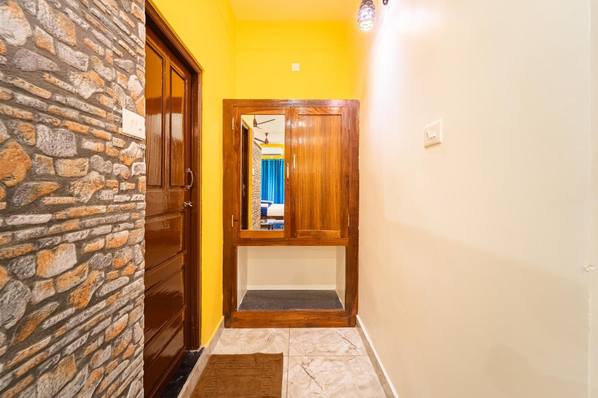 Teak Leaf Gateway Villa With Swimming Pool Indoor Games Kālapettai Exteriér fotografie